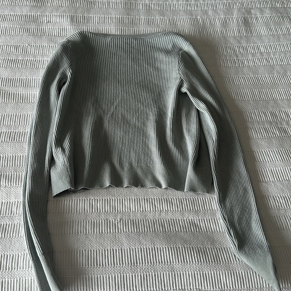 Abercrombie Crop Tank & Cardigan Set - Sage Green 🍃 - Picture 4 of 8